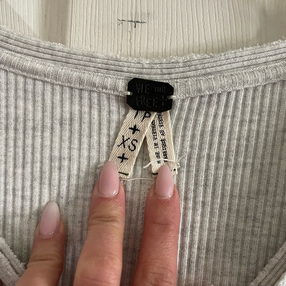 EUC flowy Free People shirt - Picture 4 of 4